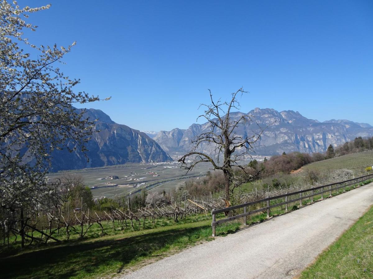 B&B San Valentino Giovo Exteriör bild