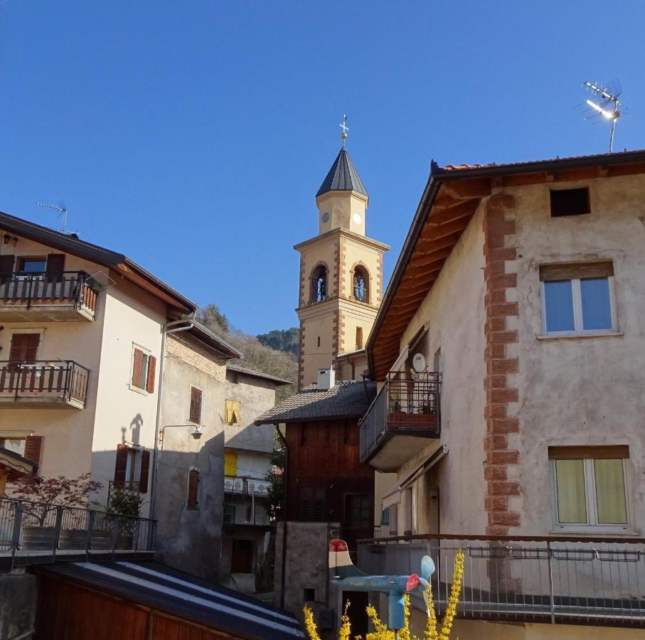 B&B San Valentino Giovo Exteriör bild