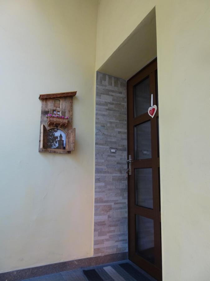 B&B San Valentino Giovo Exteriör bild