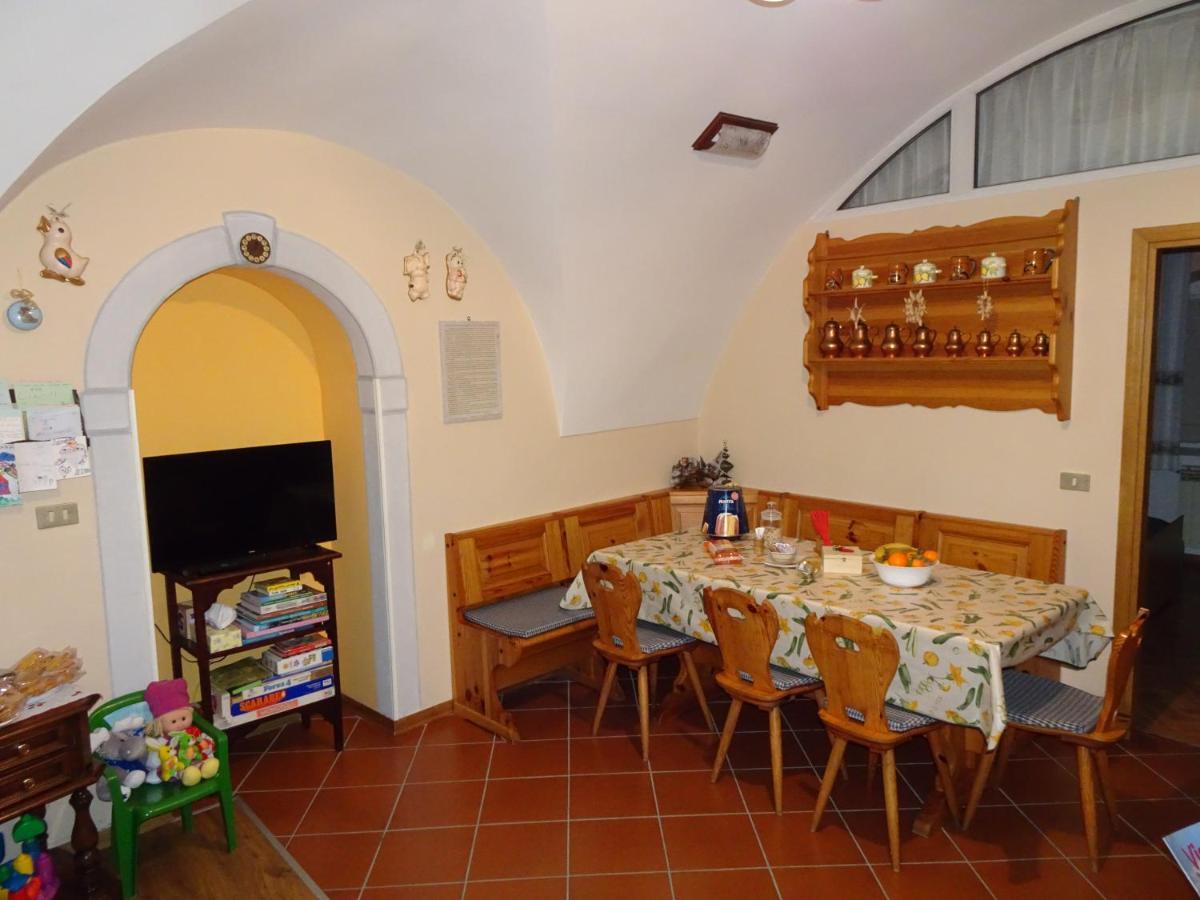 B&B San Valentino Giovo Exteriör bild